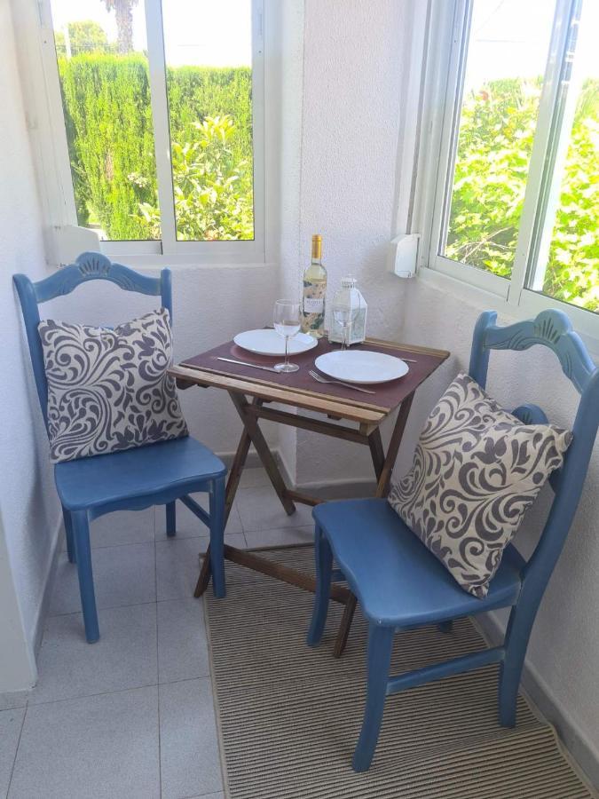 Studio In The Sun Apartment Torrevieja Ngoại thất bức ảnh