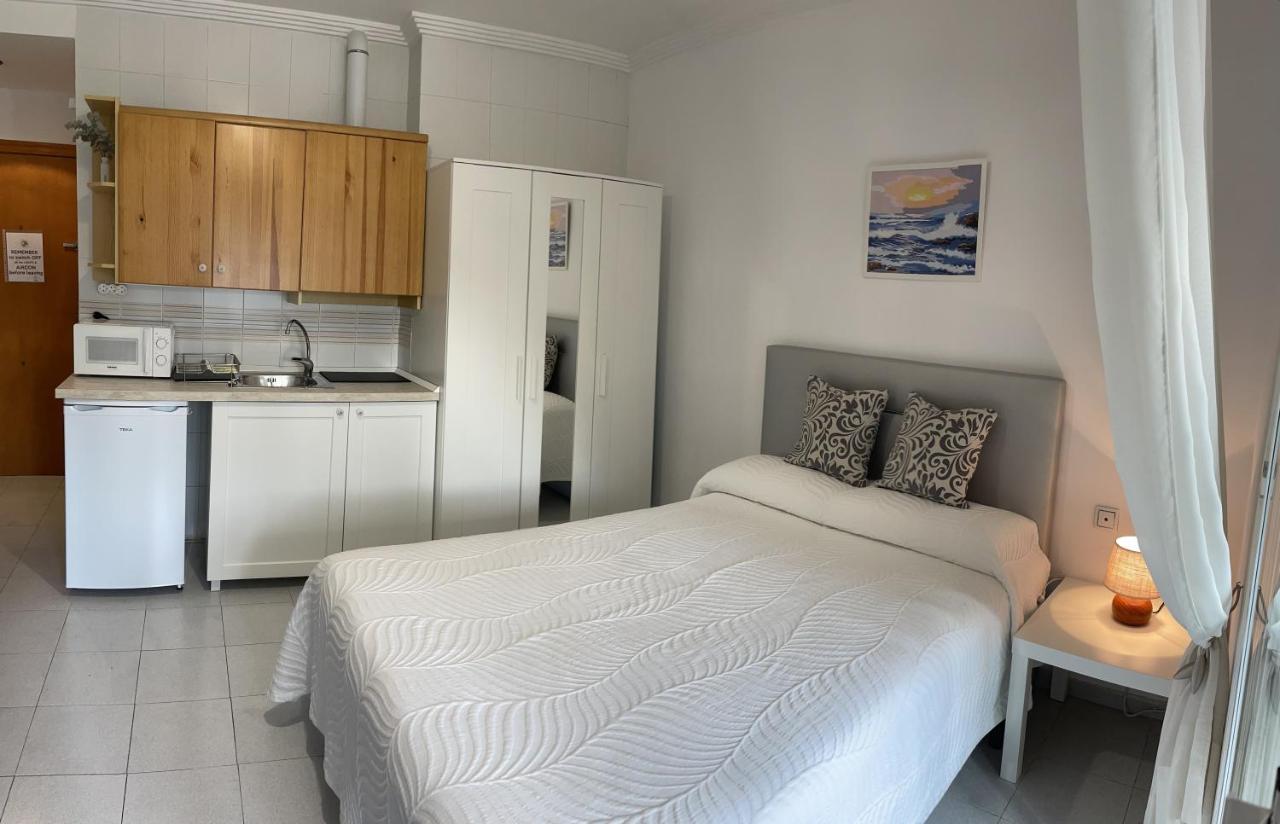 Studio In The Sun Apartment Torrevieja Ngoại thất bức ảnh